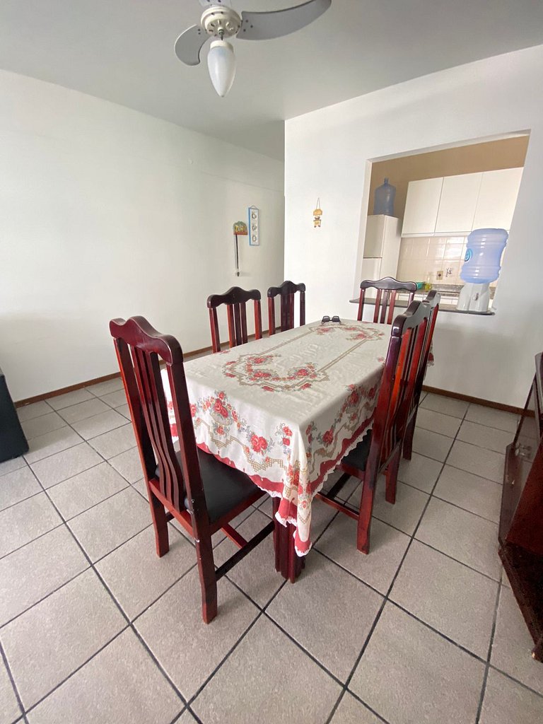 Apartamento com vista ao mar em Bombas