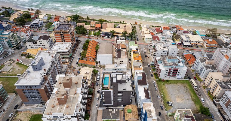 Studio com rooftop e piscina - A 120m do mar