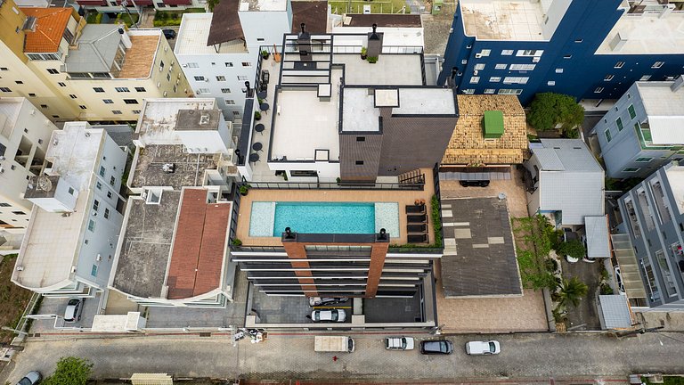 Studio com rooftop e piscina - A 120m do mar