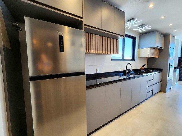 Apartamento confortável novo 80 metros do mar