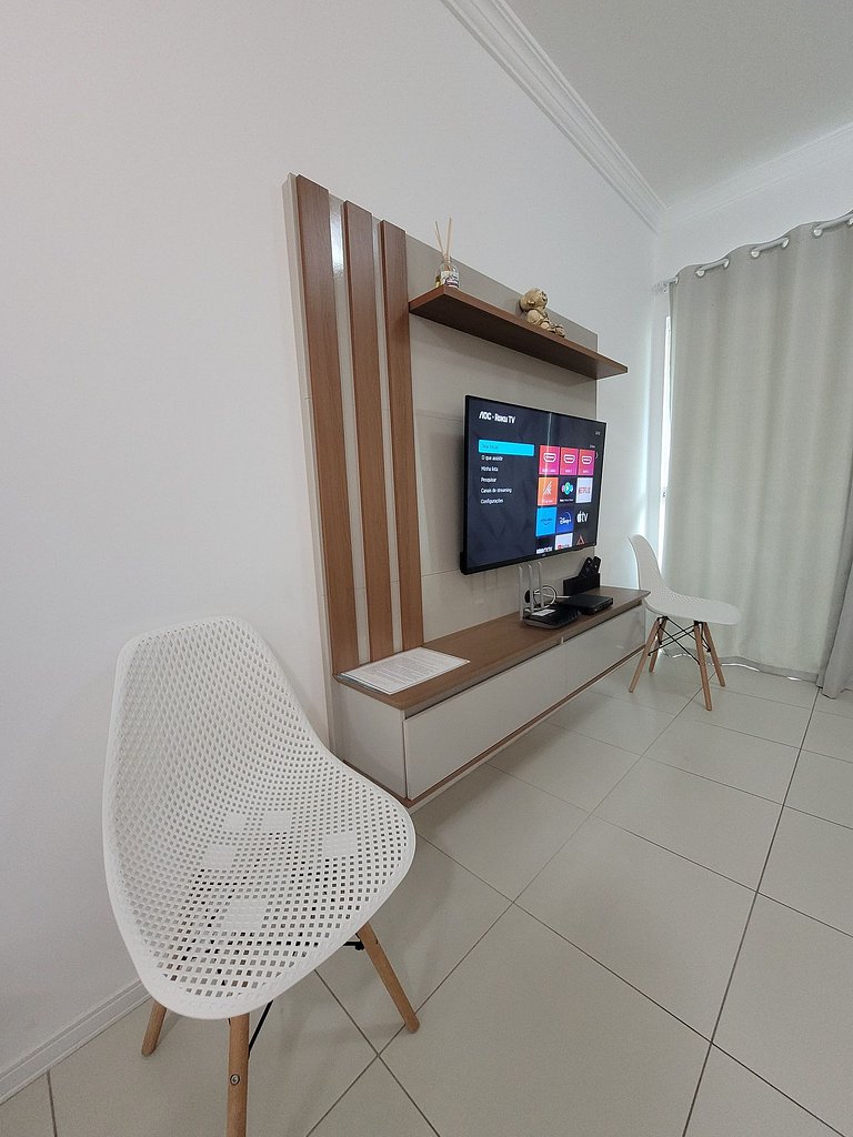 Apartamento em Bombas 180 mts do mar vista lateral.