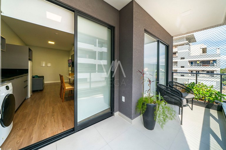 Apartamento a 120m do mar com Piscina