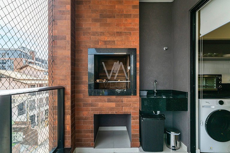 Apartamento a 120m do mar com Piscina