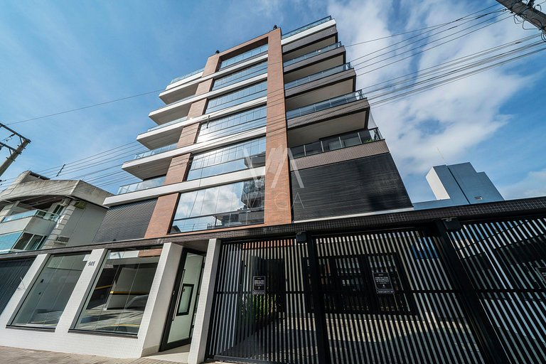Apartamento a 120m do mar com Piscina