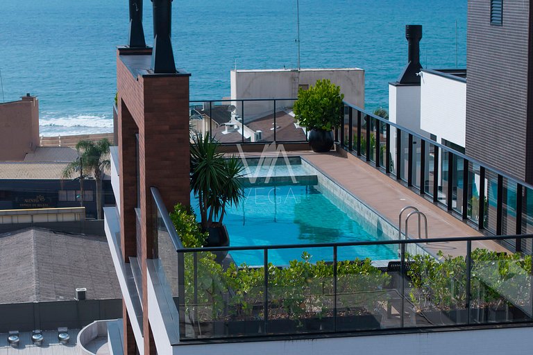 Apartamento a 120m do mar com Piscina
