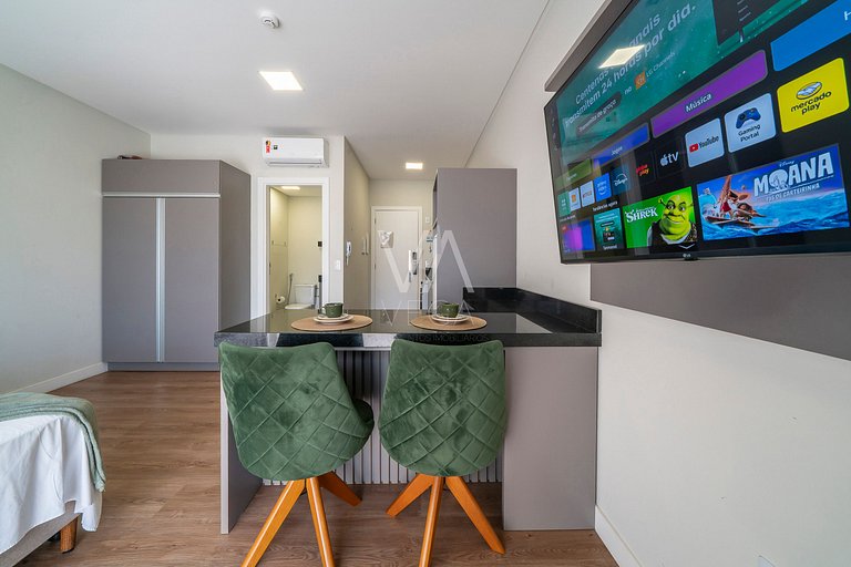 205- Studio com piscina em Bombas