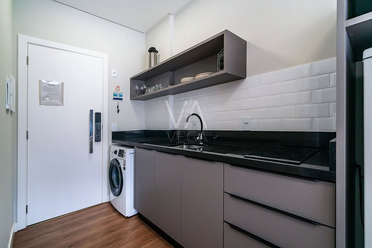 205- Studio com piscina em Bombas