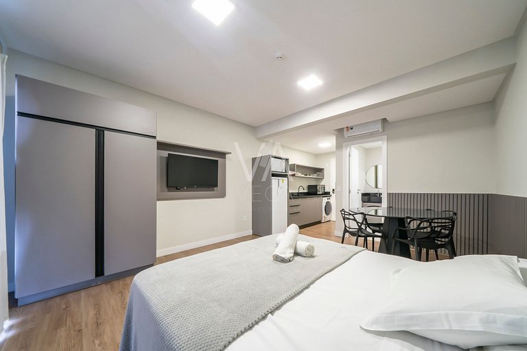 Studio com rooftop e piscina - A 120m do mar
