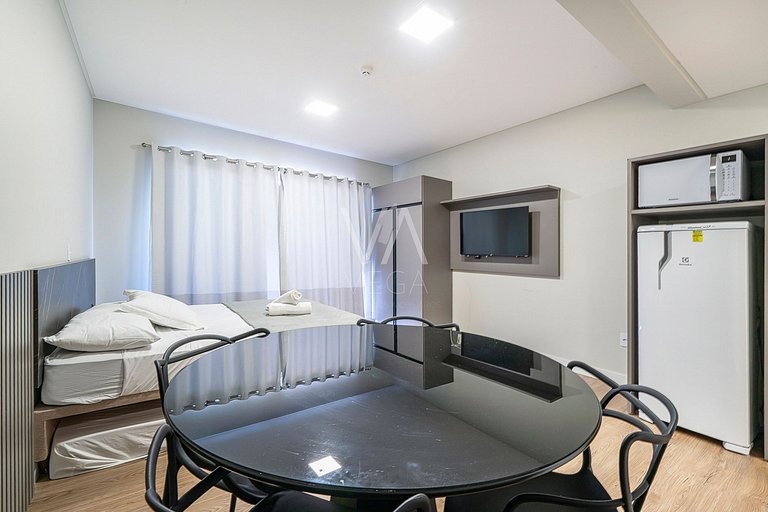 Studio com rooftop e piscina - A 120m do mar