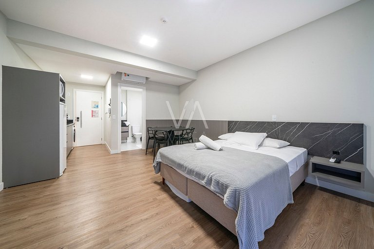 Studio com rooftop e piscina - A 120m do mar