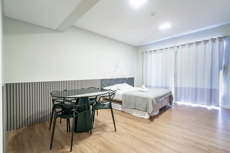 Studio com rooftop e piscina - A 120m do mar