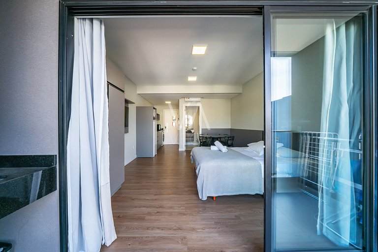 Studio com rooftop e piscina - A 120m do mar
