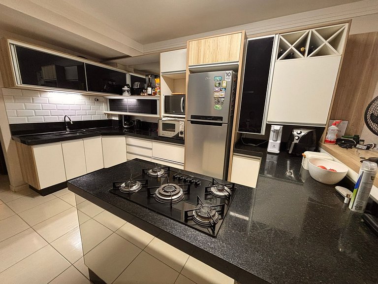 Apartamento frente mar Balneario Perequê