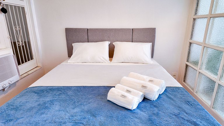 Apê Ipanema 1 dormitório a poucos mt do mar