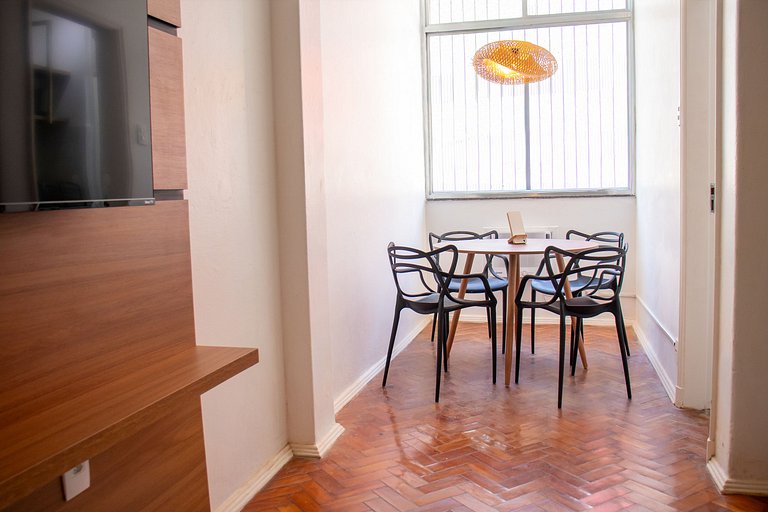 Apê Ipanema 1 dormitório a poucos mt do mar