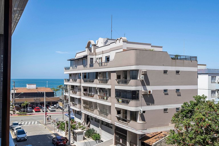 Piscina e academia: Apê 50 mts do mar 2 suítes