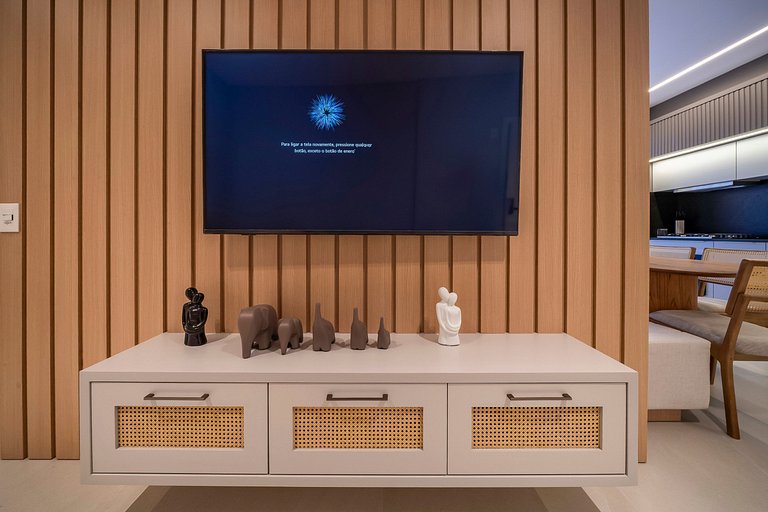 Piscina e academia: Apê 50 mts do mar 2 suítes