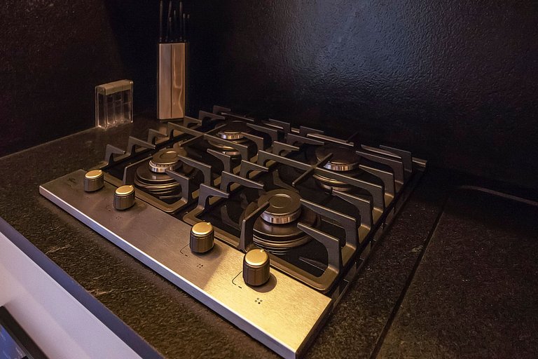 Piscina e academia: Apê 50 mts do mar 2 suítes