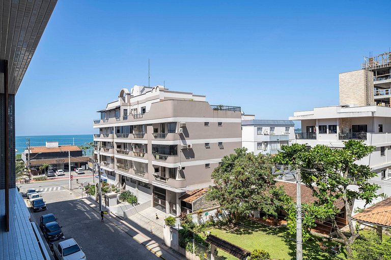 Piscina e academia: Apê 50 mts do mar 2 suítes