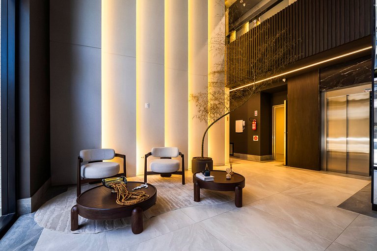 Piscina e academia: Apê 50 mts do mar 2 suítes