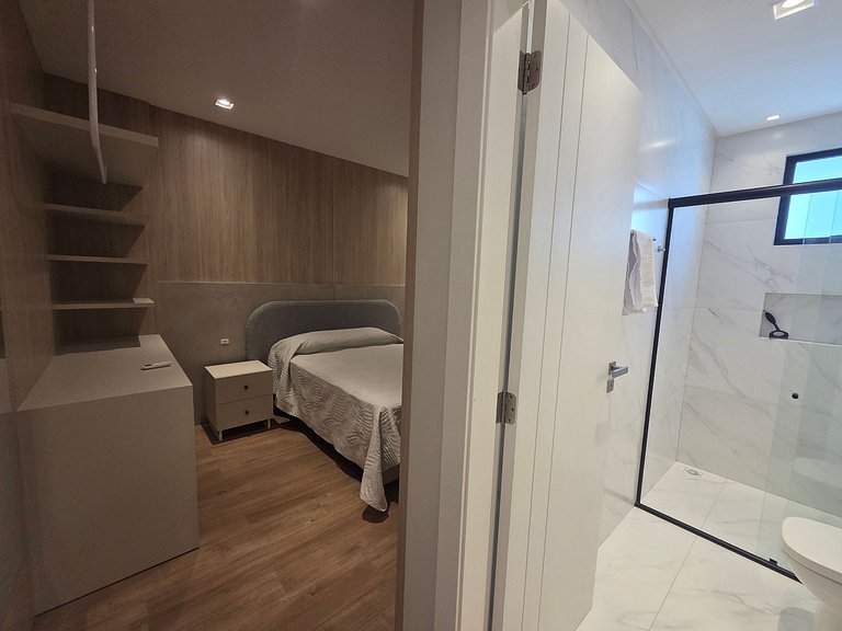 Apê alto padrão 3 suítes com piscina e academia