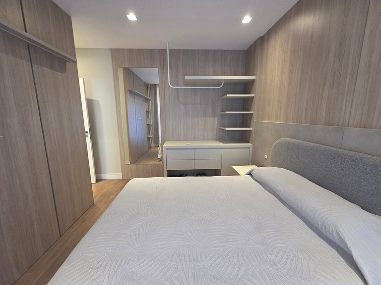 Apê alto padrão 3 suítes com piscina e academia