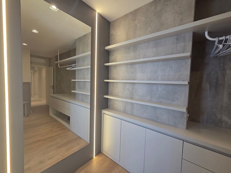 Apê alto padrão 3 suítes com piscina e academia