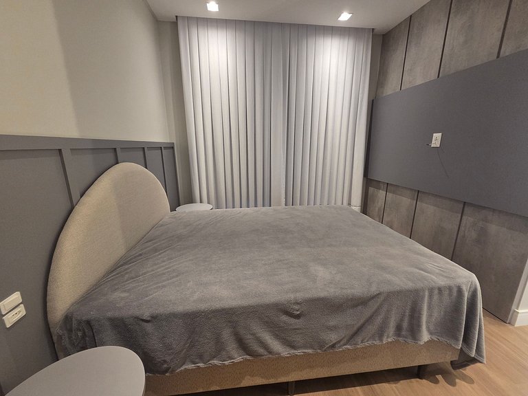 Apê alto padrão 3 suítes com piscina e academia