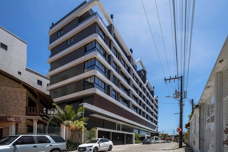 Apê alto padrão 3 suítes com piscina e academia