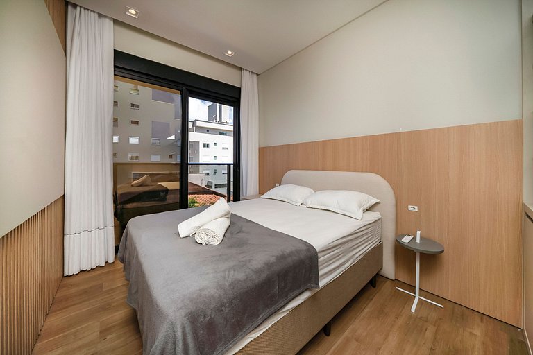 Apê novo com piscina e academia 50mt do mar