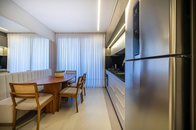 Apê novo com piscina e academia 50mt do mar