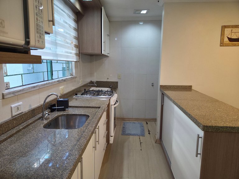 Apê 100 mt do mar na praia de Bombas