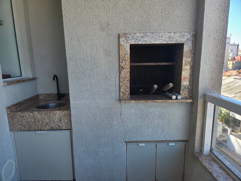 Apartamento para 4/ pessoas em Bombas