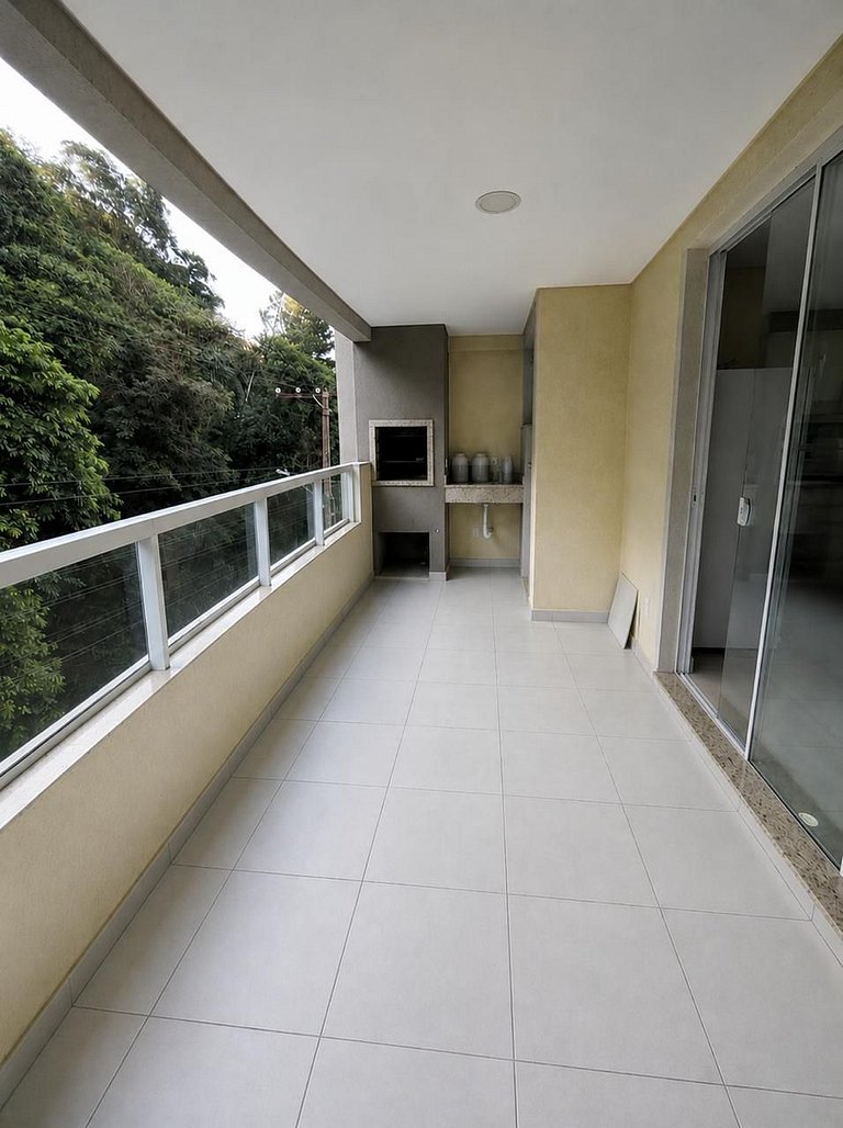 TERRAZA BOMBINHAS CENTRO| Apenas 300m da Praia